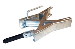 Ultra-Fab Chock & Lock – 1-Pack, Heavy-Duty RV Wheel Stabilizer (21-001060)